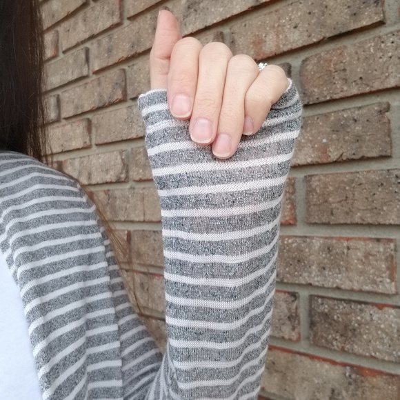 Last chance!  1 Left!  Striped Cardigan - Picture 6 of 6